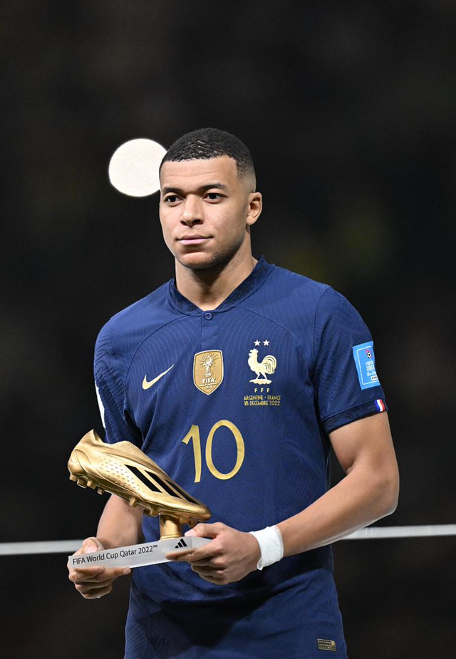 爱游戏-姆巴佩新星险胜表现突出，美国队前途光明！