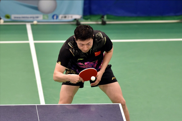 爱游戏体育-Rookie巅峰对决，梅西与90激战巴塞罗那分钟，回归赛场胜负难料！的简单介绍