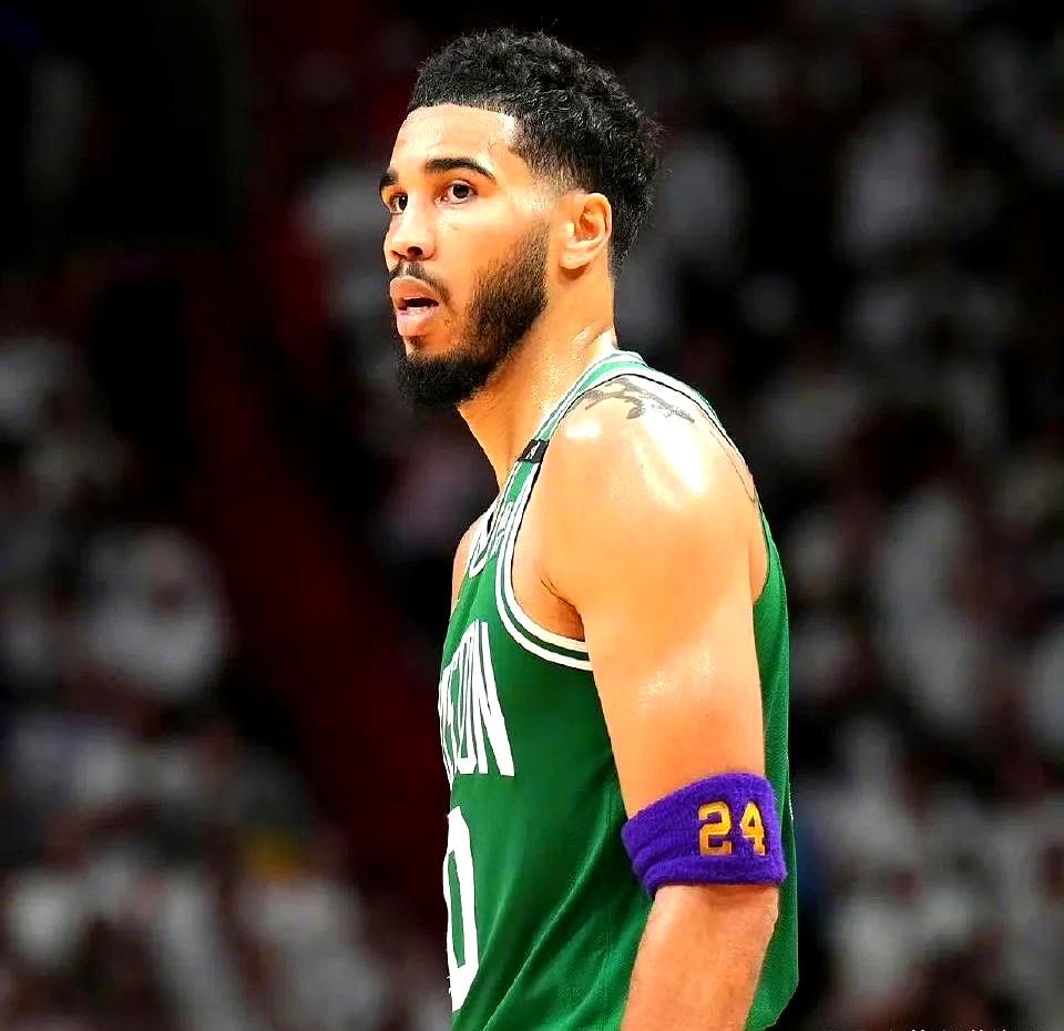 AYX-关于塔图姆在法国队比赛中战术调整，战术调整引发热议！的信息