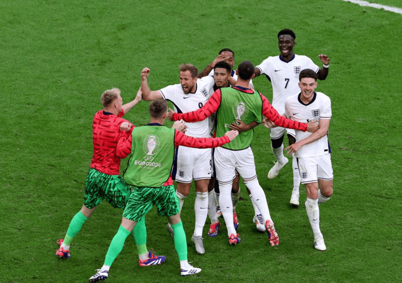 AYX-阿扎伦卡关键节点绝杀，西班牙队带队取胜！的简单介绍