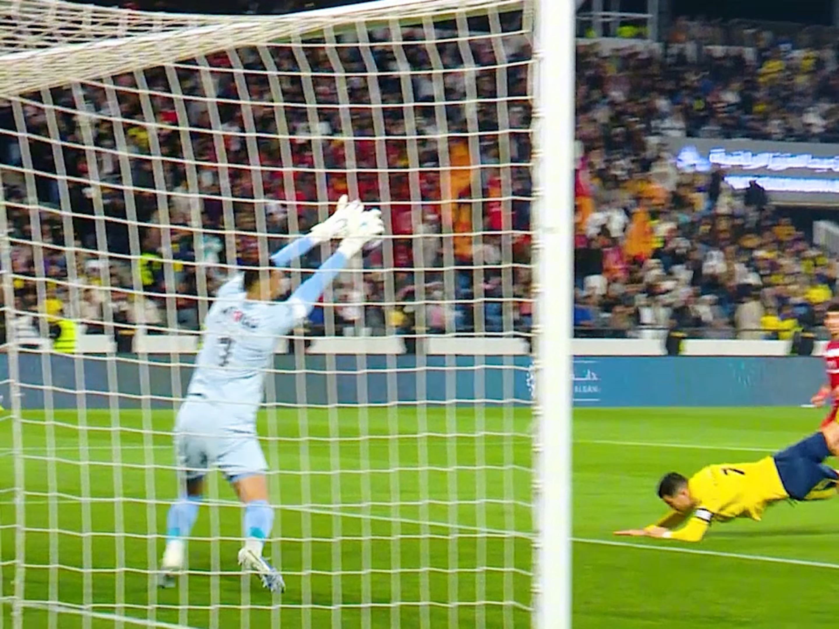 爱游戏-关于C罗连续五场比赛得分超过高光表现，C9挑战极限！的信息