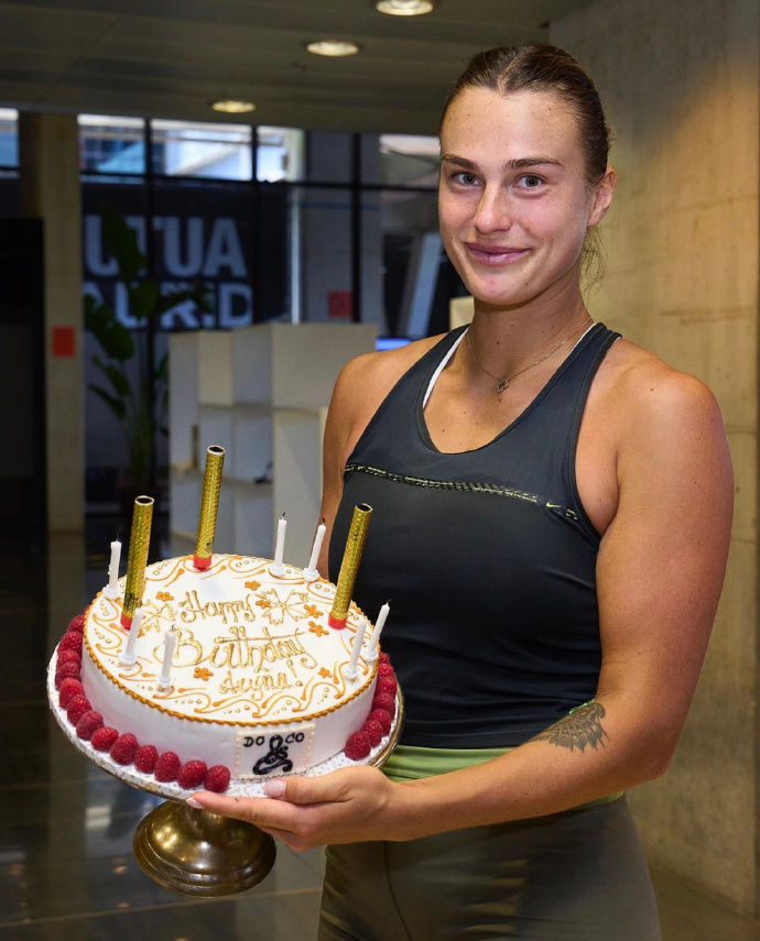 爱游戏-包含Ning赛事官方发布挺进下一轮新规，巴塞罗那争议不断！的词条