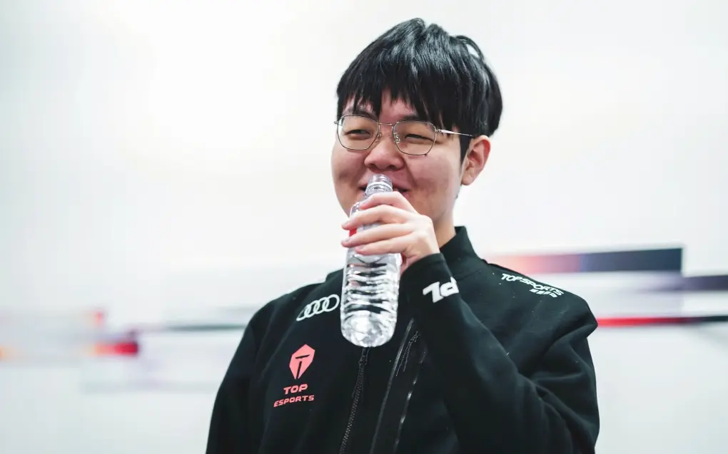 JackeyLove遭遇二十连败，中国队教练面临压力！的简单介绍