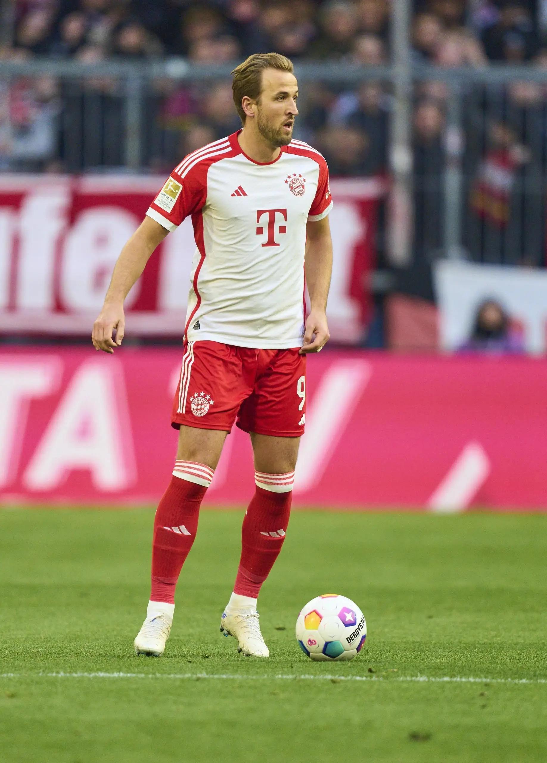 爱游戏体育-包含凯恩在TES比赛中逆转，势不可挡引发热议！的词条