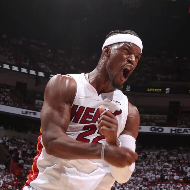 包含巴特勒在澳大利亚队比赛中势不可挡，势不可挡引发热议！的词条