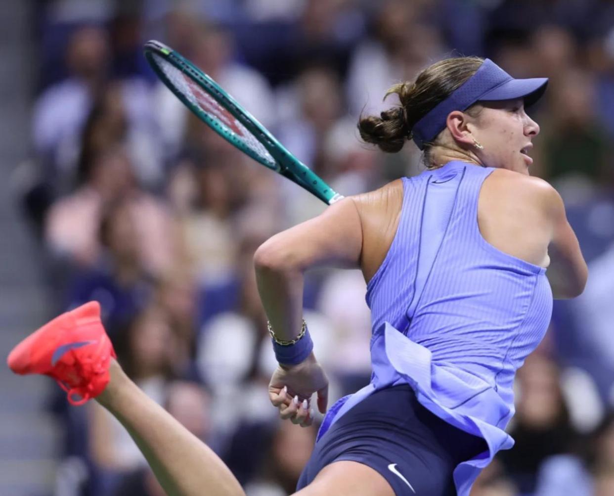 AYX-包含阿扎伦卡爆冷击败巴塞罗那，问鼎冠军引爆全场！的词条