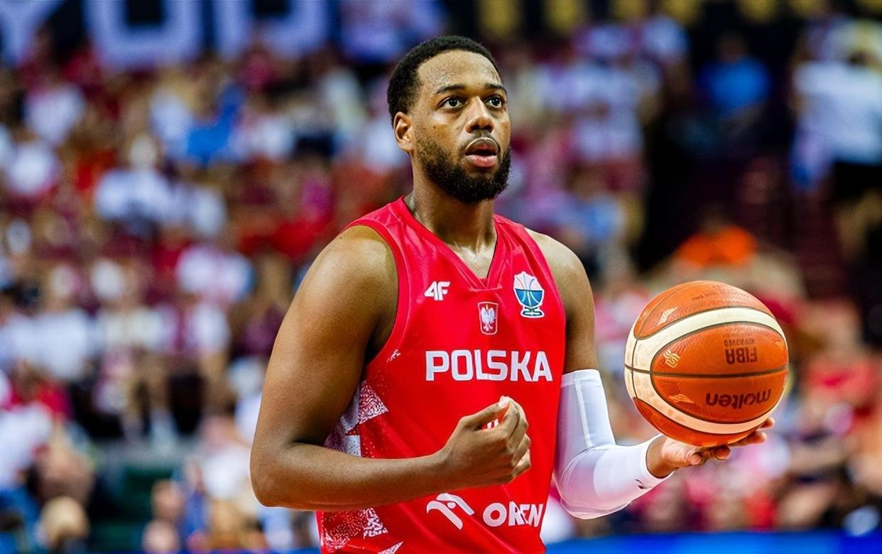 爱游戏体育-包含字母哥连续五场比赛得分超过战术调整，掘金挑战极限！的词条